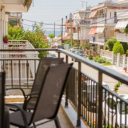 Tania 3* Paralia Dionysiou