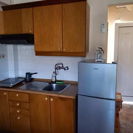 Tania 3* Paralia Dionysiou